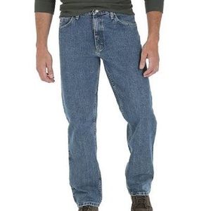 Like New Wrangler Jeans 36x32 Regular Fit